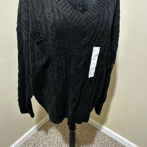 Wild Fable Black V-Neck Sweater